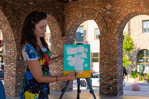 Painting Van Gogh Sunflowers at BridgeWay Brewing Co., September 2025