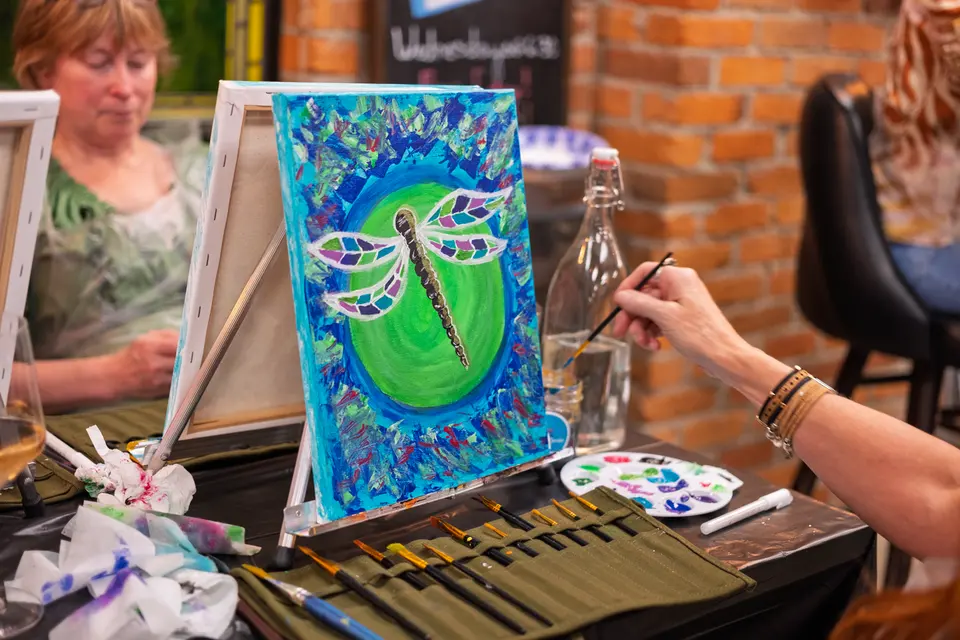 Photo 71 of 78, painting Dragonfly at Greenville Beer Exchange